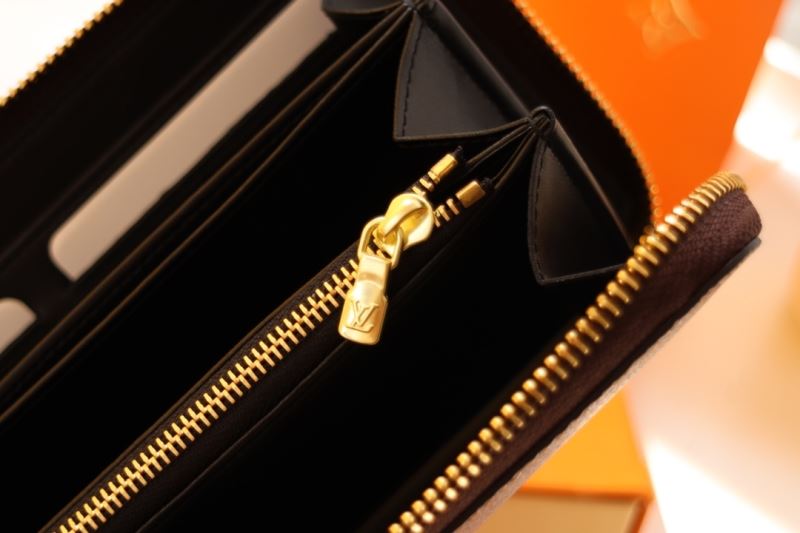 Louis Vuitton Wallets
